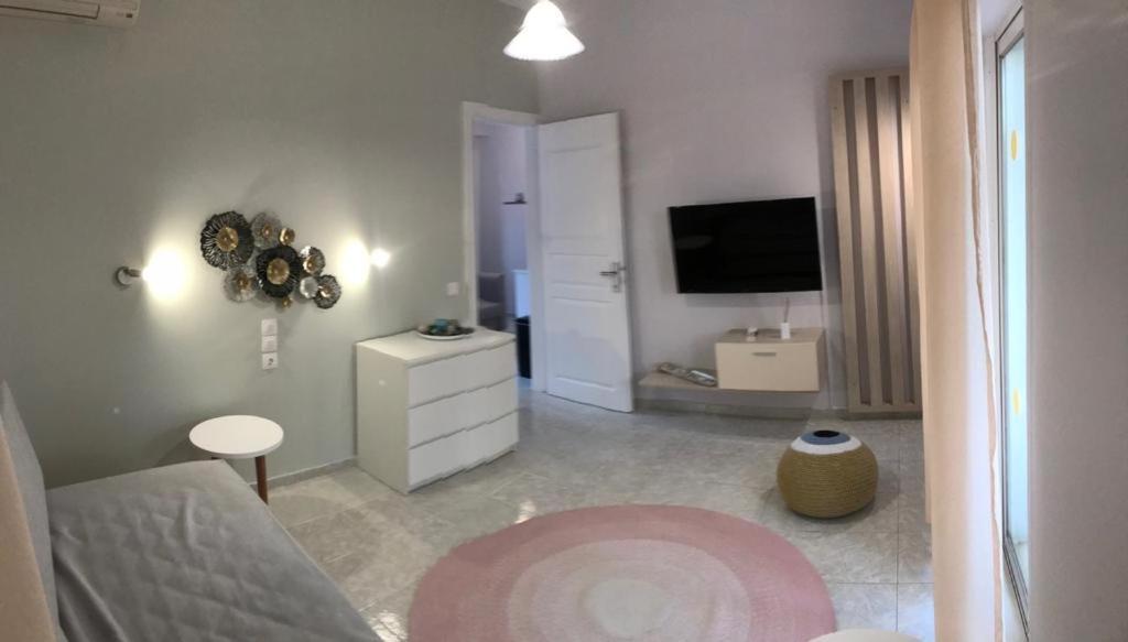 Aloni Studios And Apartments Ласси Экстерьер фото