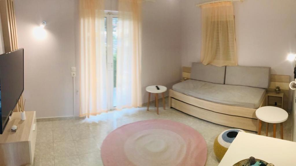 Aloni Studios And Apartments Ласси Экстерьер фото