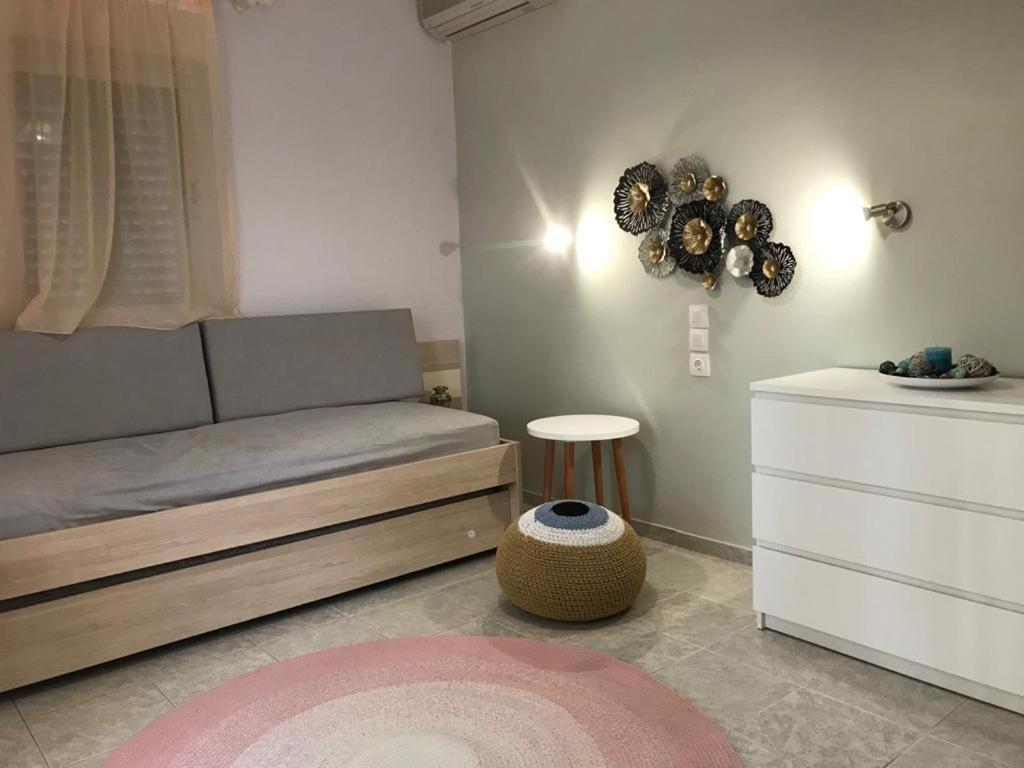 Aloni Studios And Apartments Ласси Экстерьер фото
